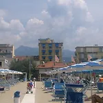Hotel Dependance Dell'hotel Sole E Mare