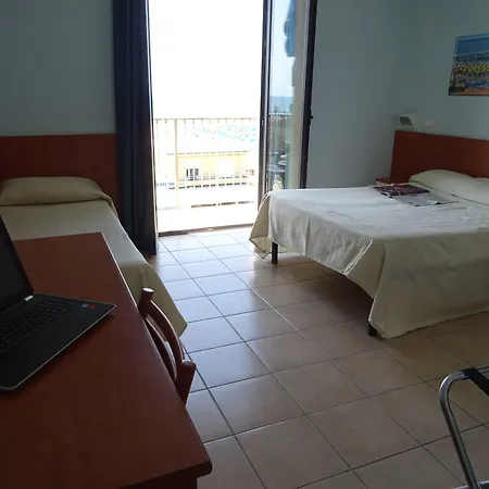 فندق Dependance Dell'hotel Sole E Mare