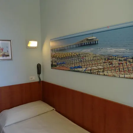 Hotel Dependance Dell'hotel Sole E Mare 3*