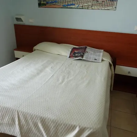 Hotel Dependance Dell'hotel Sole E Mare