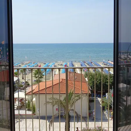 Hotel Dependance Dell'hotel Sole E Mare 3*