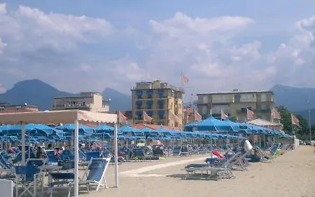 Hotel Dependance Dell'hotel Sole E Mare