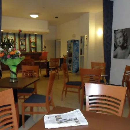 Dependance Dell'hotel Sole E Mare ホテル