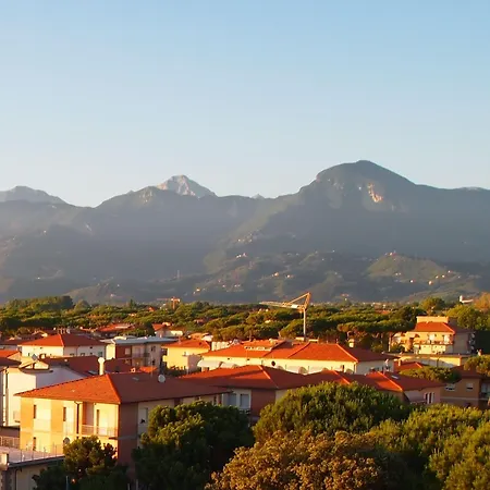 Dependance Dell'hotel Sole E Mare Hotel Camaiore