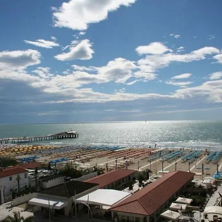 Dependance Dell'hotel Sole E Mare 3* Lido di Camaiore