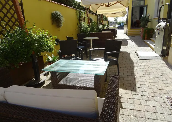 Ξενοδοχείο Dependance Dell'hotel Sole E Mare 3*