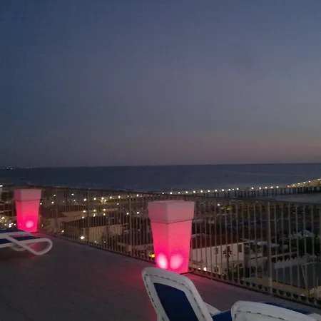 Dependance Dell'hotel Sole E Mare فندق 3*