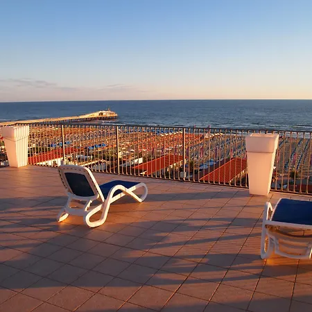 فندق Dependance Dell'hotel Sole E Mare كامايوري