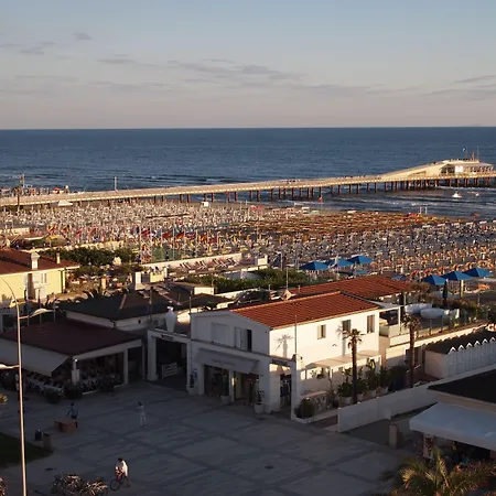 فندق Dependance Dell'hotel Sole E Mare كامايوري