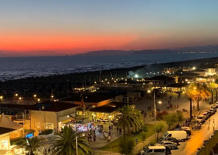 Dependance Dell'hotel Sole E Mare 3* קמאיורה