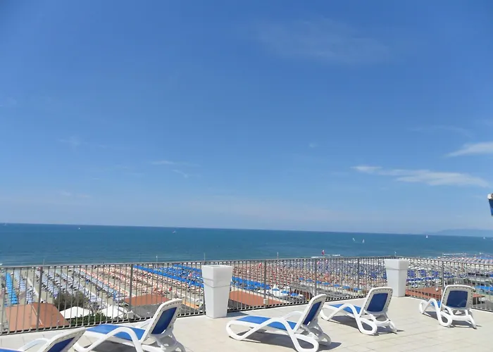 Dependance Dell'hotel Sole E Mare מלון קמאיורה