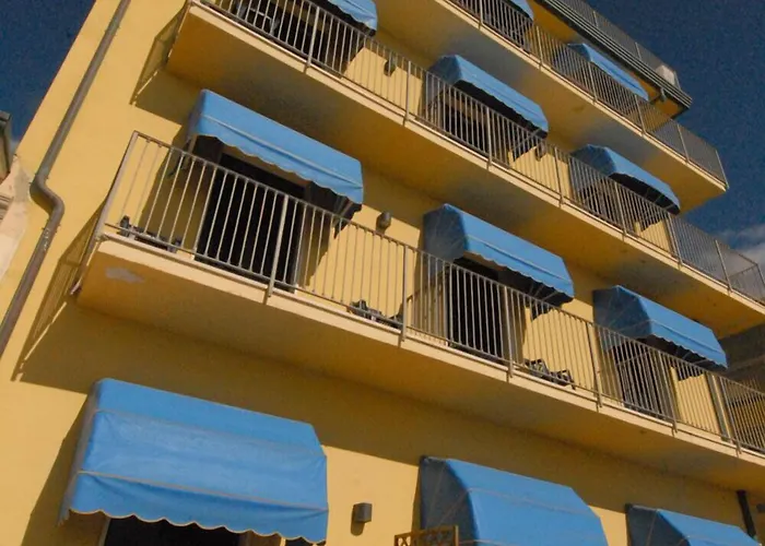 Dependance Dell'hotel Sole E Mare מלון